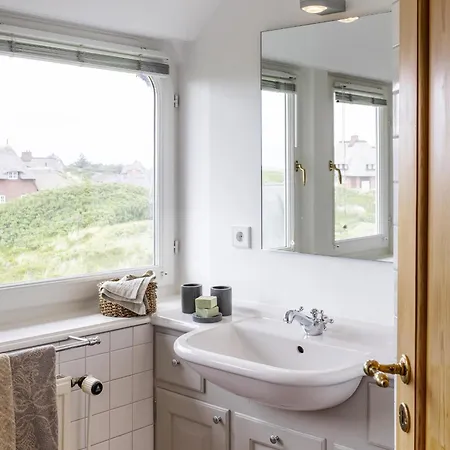 Holiday home Seehaus - Urlaubszauber In Den Duenen Mit Fantastischem Meerblick Sylt